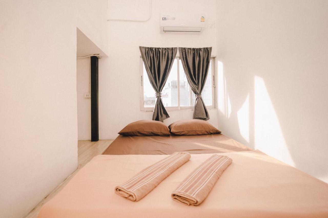 Liberta Hostel 曼谷 外观 照片