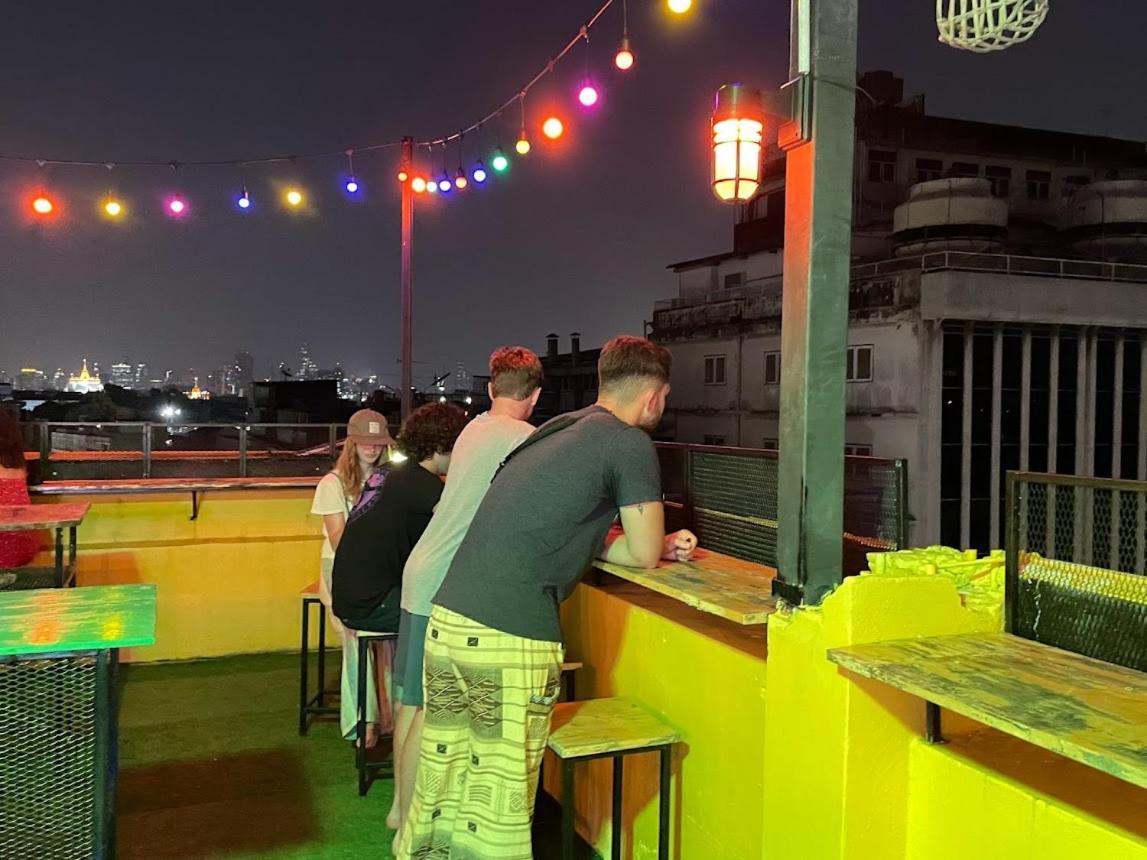 Liberta Hostel 曼谷 外观 照片