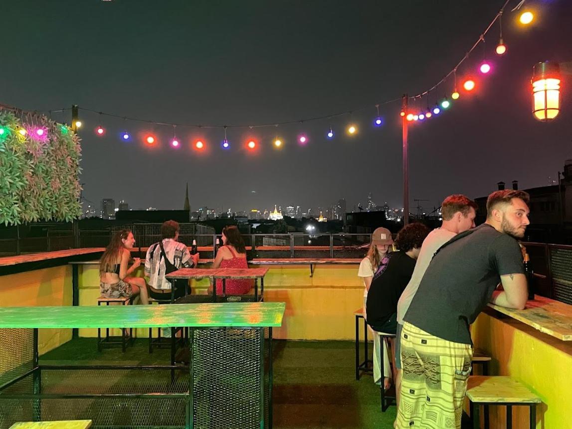 Liberta Hostel 曼谷 外观 照片